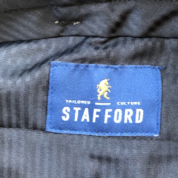 Men’s Slacks - Picture 3 of 5